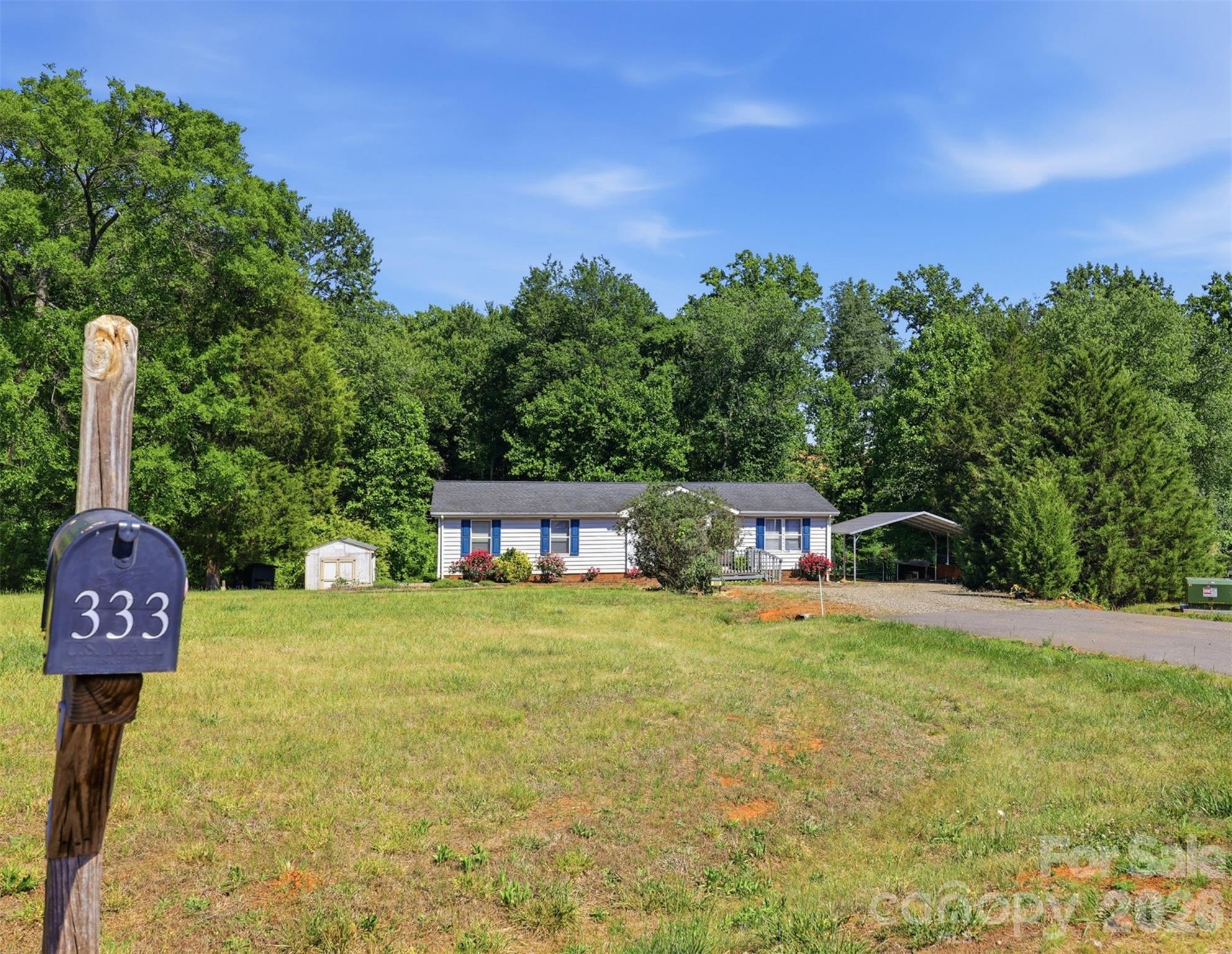 333 Howard Norton Drive Hiddenite NC 28636