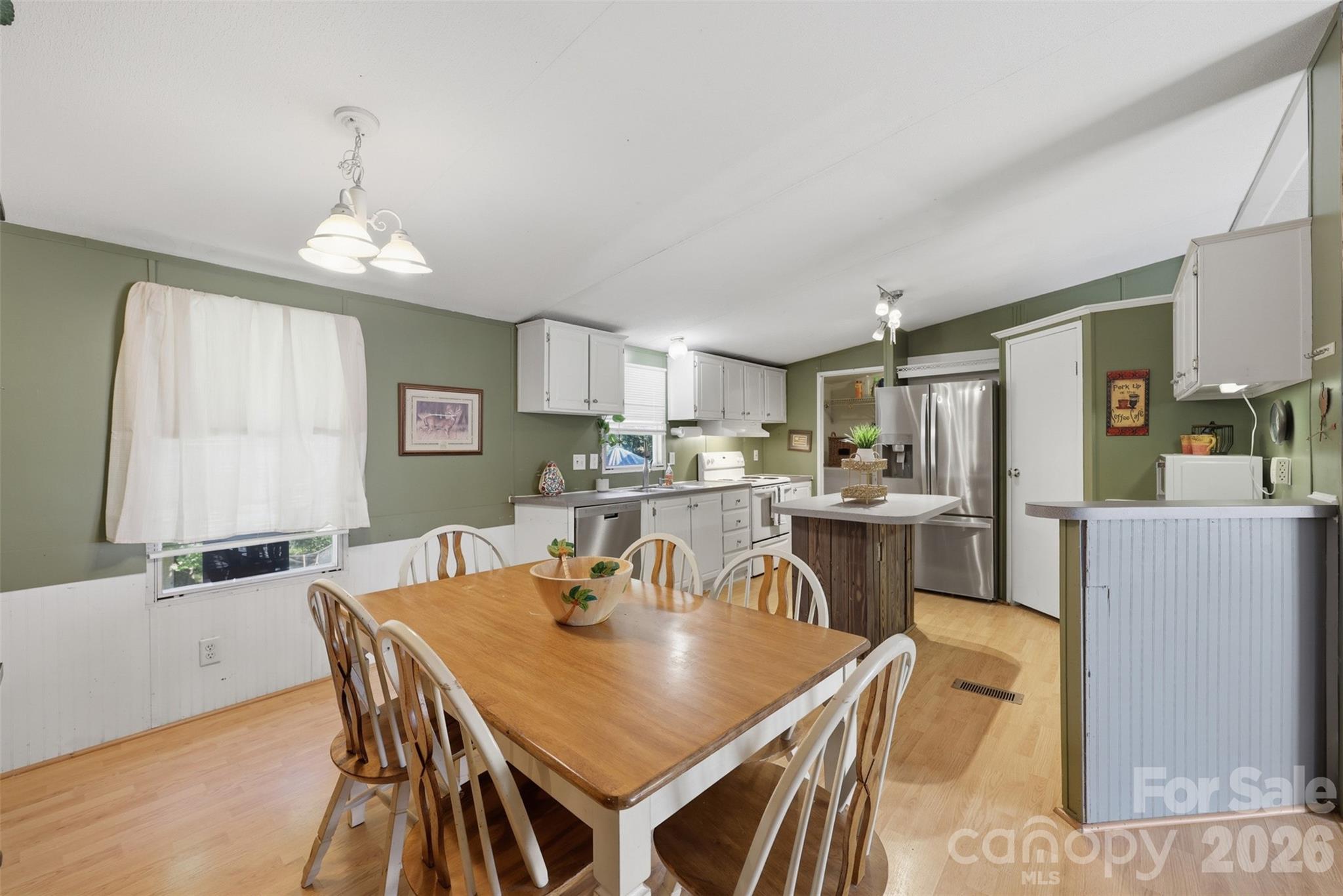 333 Howard Norton Drive Hiddenite NC 28636