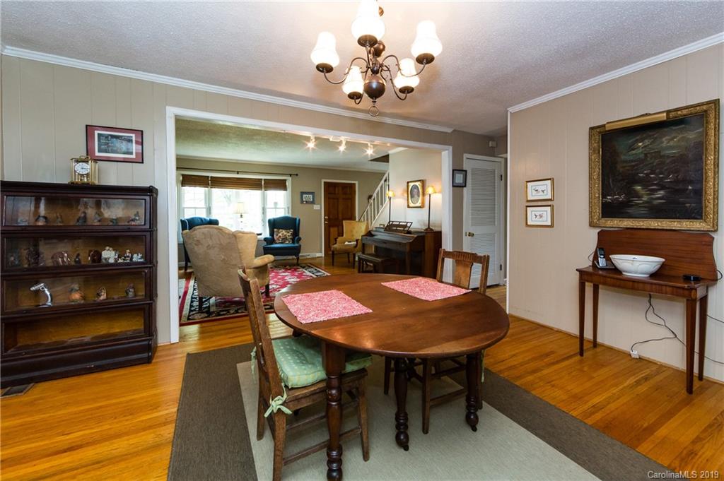 1213 Ashbrook Place Charlotte NC 28209