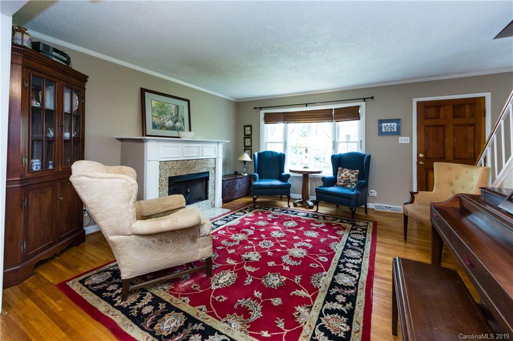 1213 Ashbrook Place Charlotte NC 28209