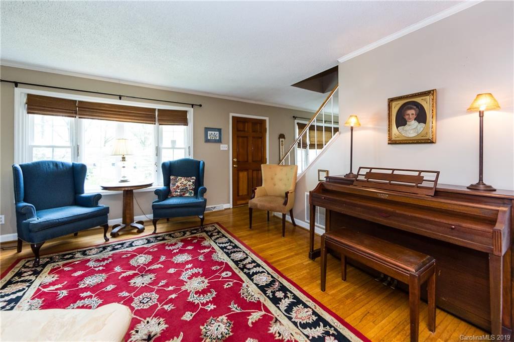 1213 Ashbrook Place Charlotte NC 28209