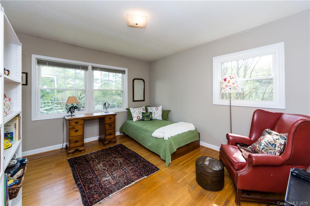 1213 Ashbrook Place Charlotte NC 28209