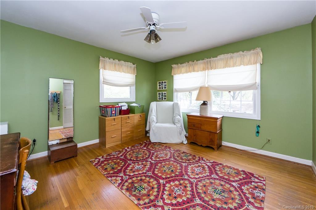 1213 Ashbrook Place Charlotte NC 28209