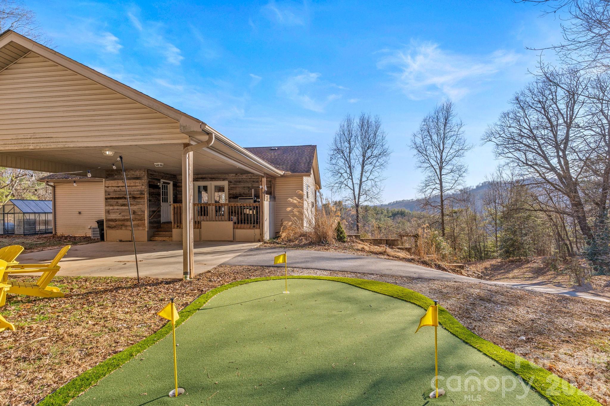 36 Wineberry Lane Asheville NC 28803