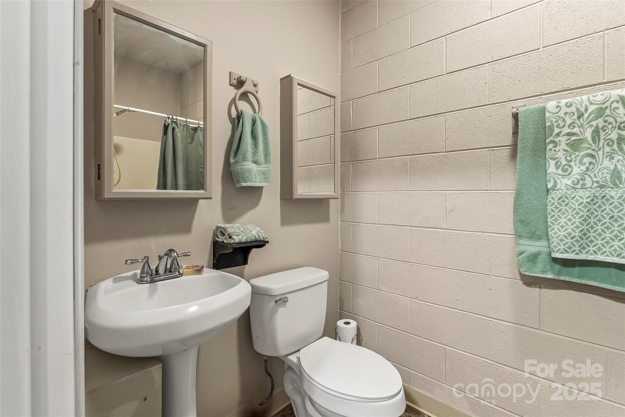 178 Herron Cove Road Weaverville NC 28787