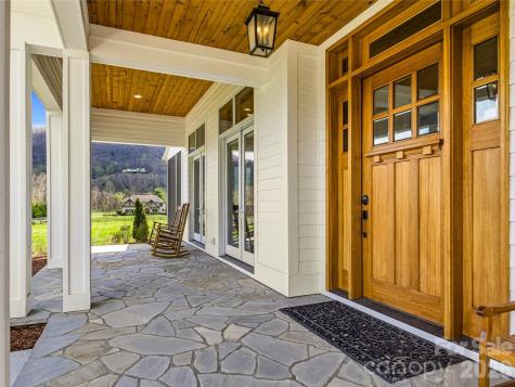 5 Sweetgrass Lane Fletcher NC 28732