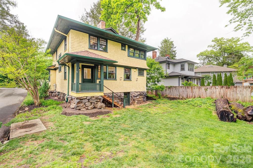 14 Watauga Street Asheville NC 28801