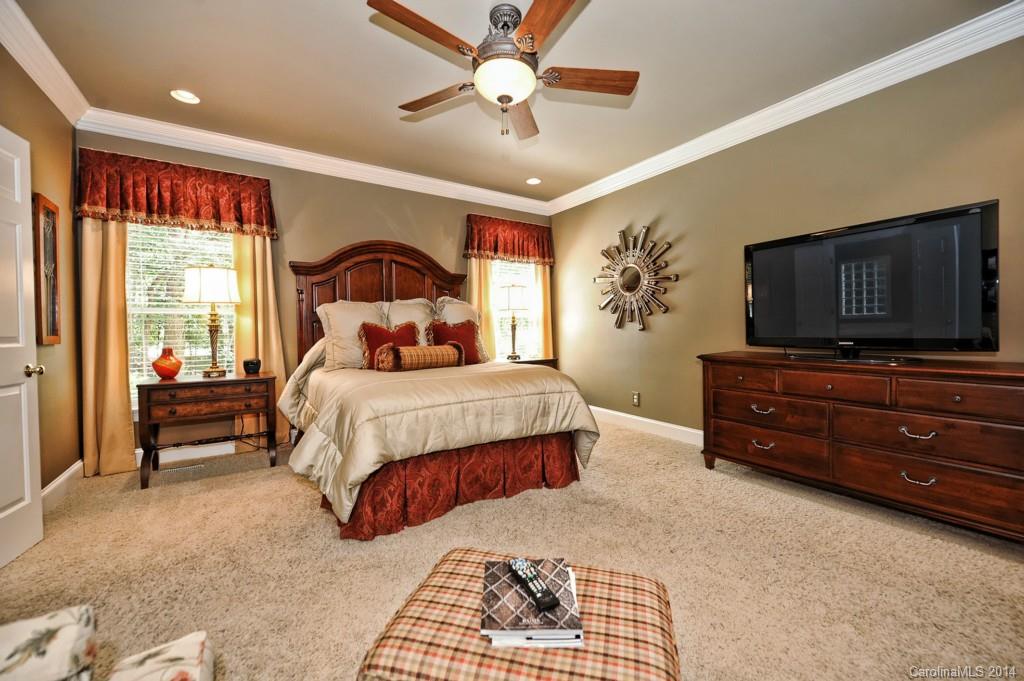 7607 Seton House Lane Charlotte NC 28277
