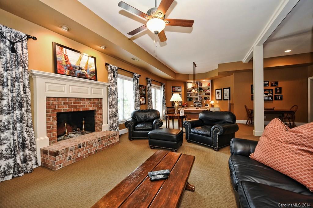 7607 Seton House Lane Charlotte NC 28277