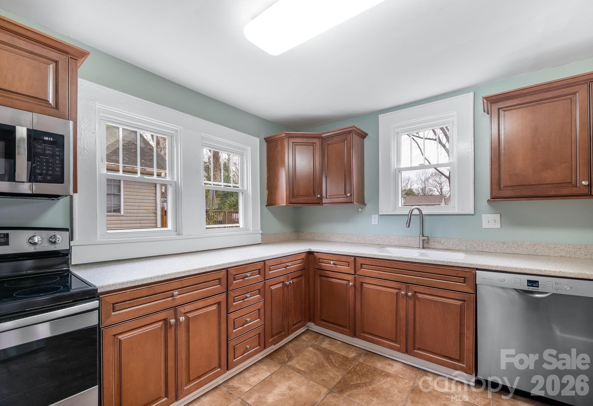 900 Sweetbriar Street Charlotte NC 28205
