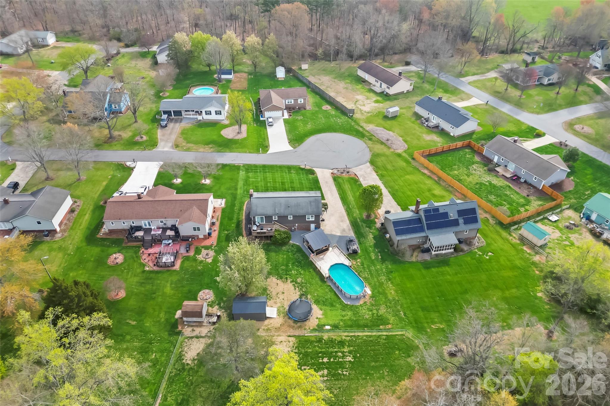 1757 Castlewood Court Hickory NC 28602
