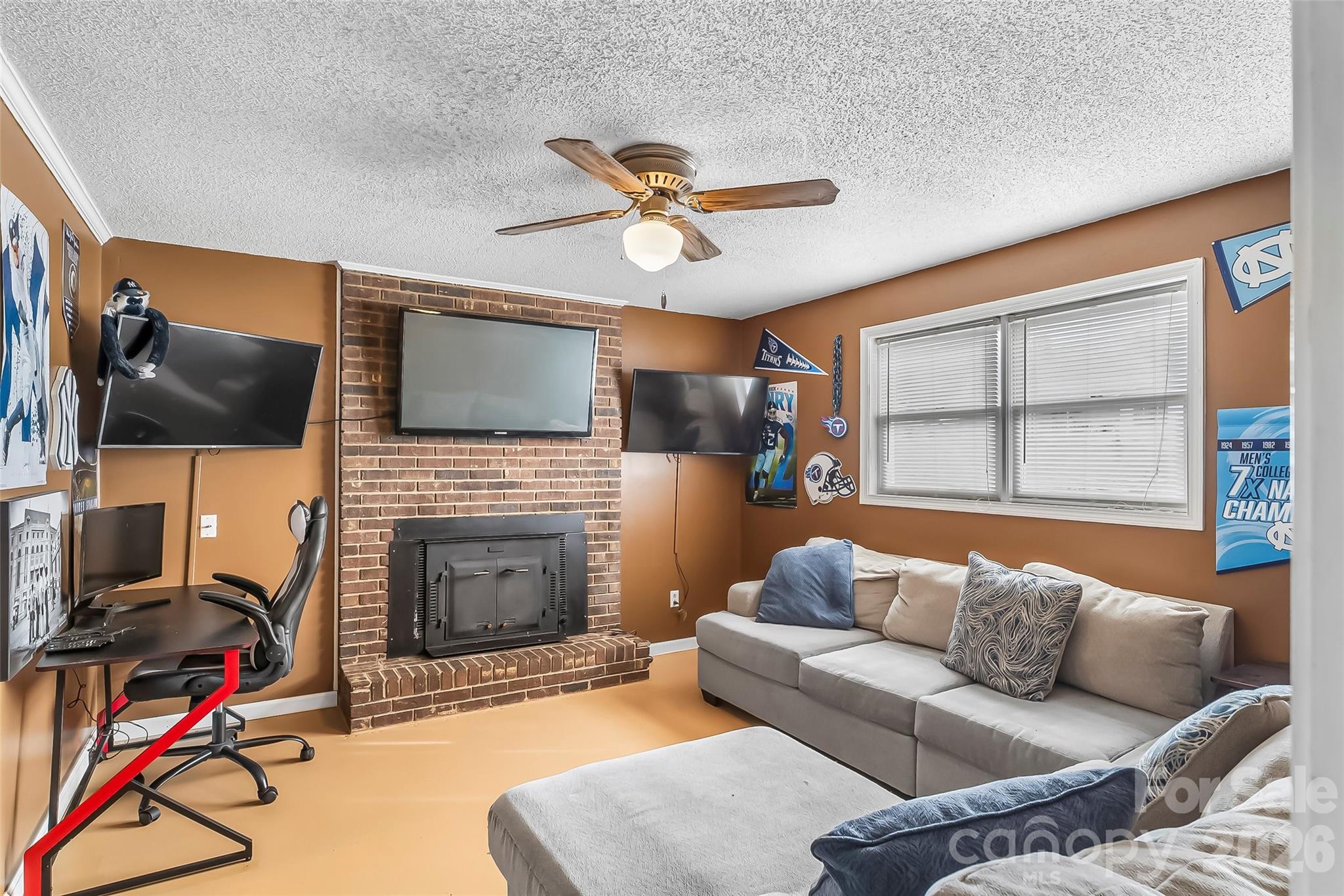 1757 Castlewood Court Hickory NC 28602