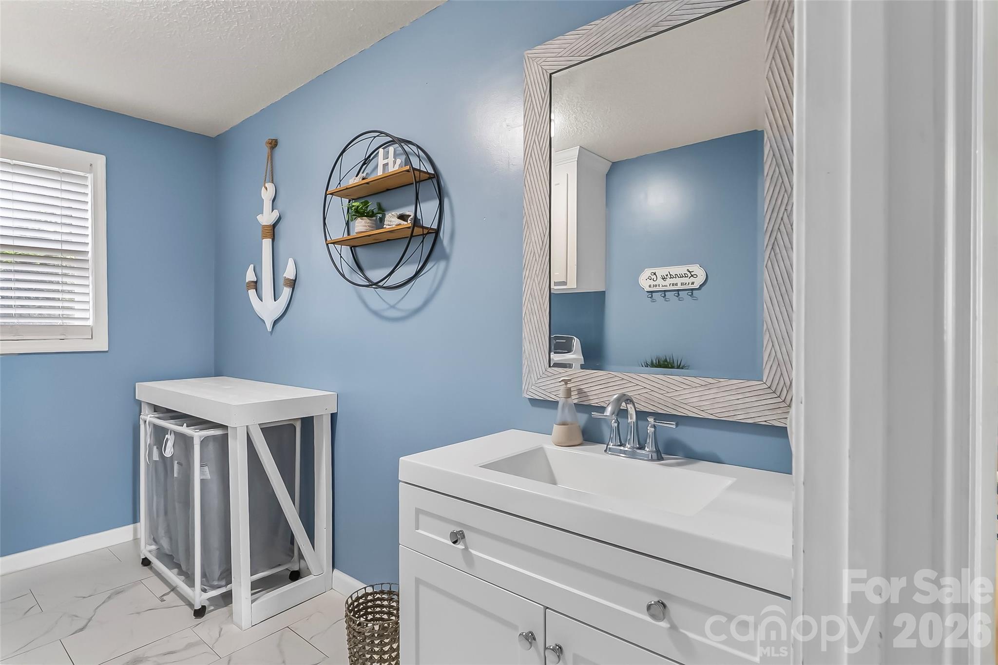 1757 Castlewood Court Hickory NC 28602