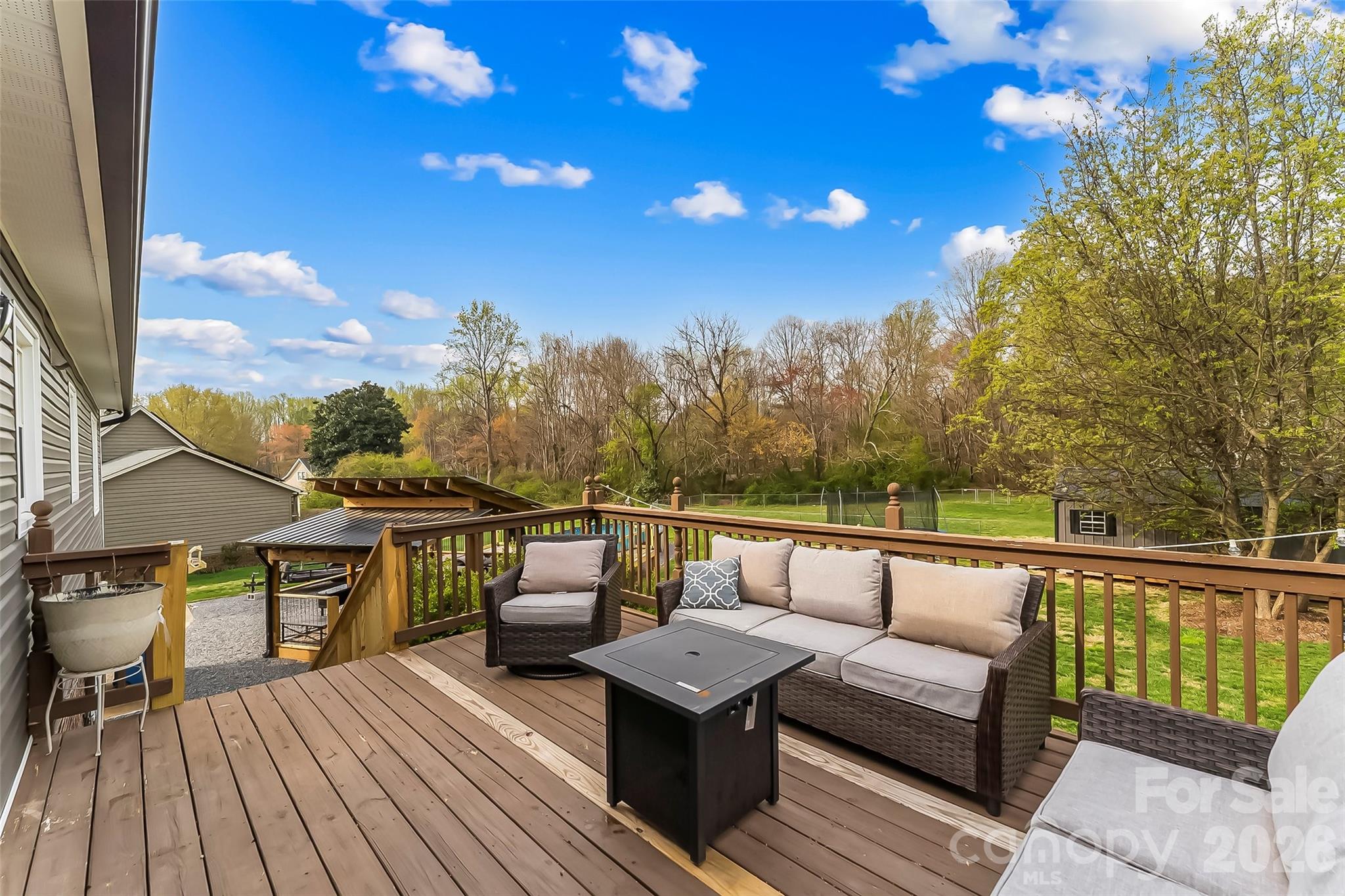 1757 Castlewood Court Hickory NC 28602