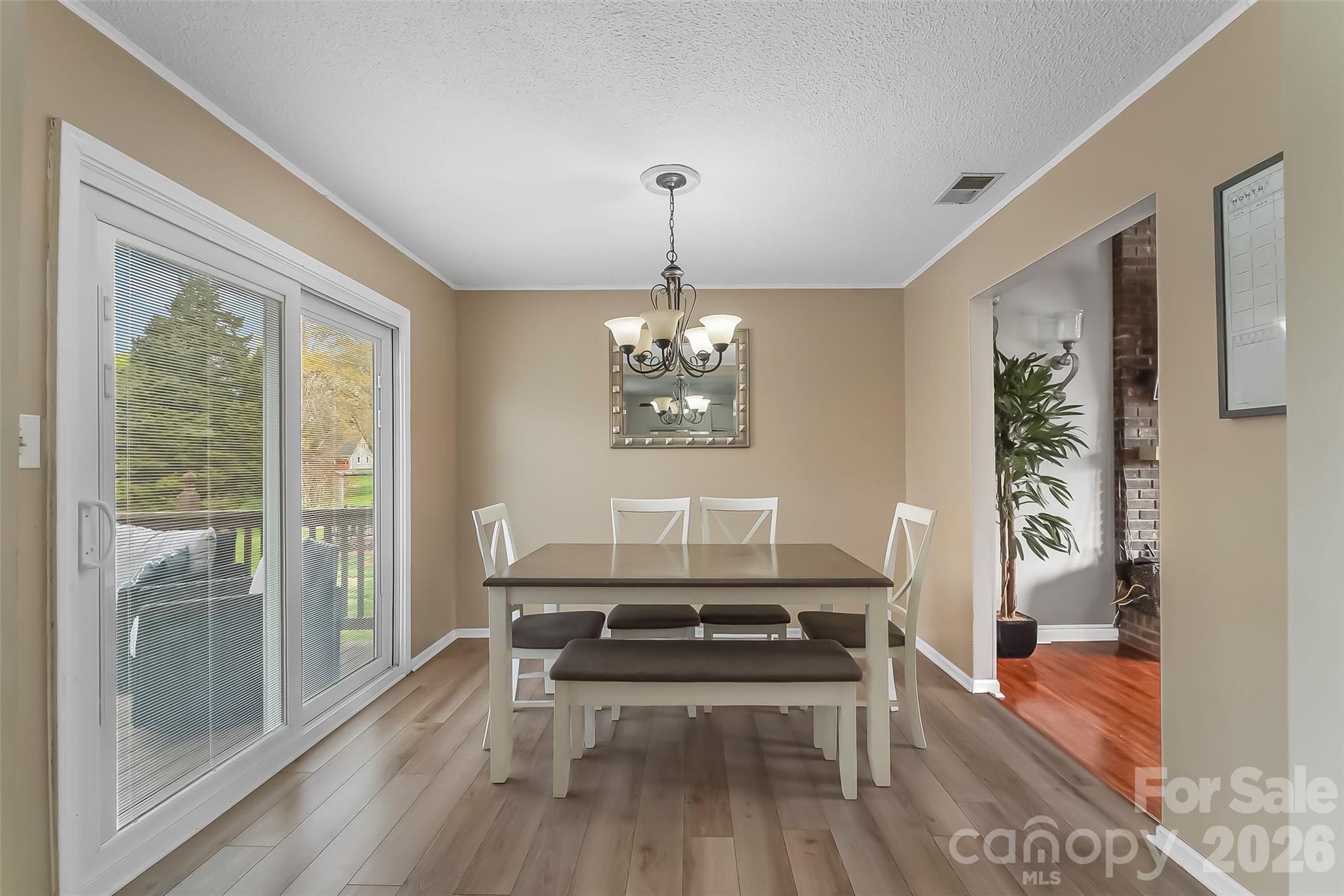 1757 Castlewood Court Hickory NC 28602