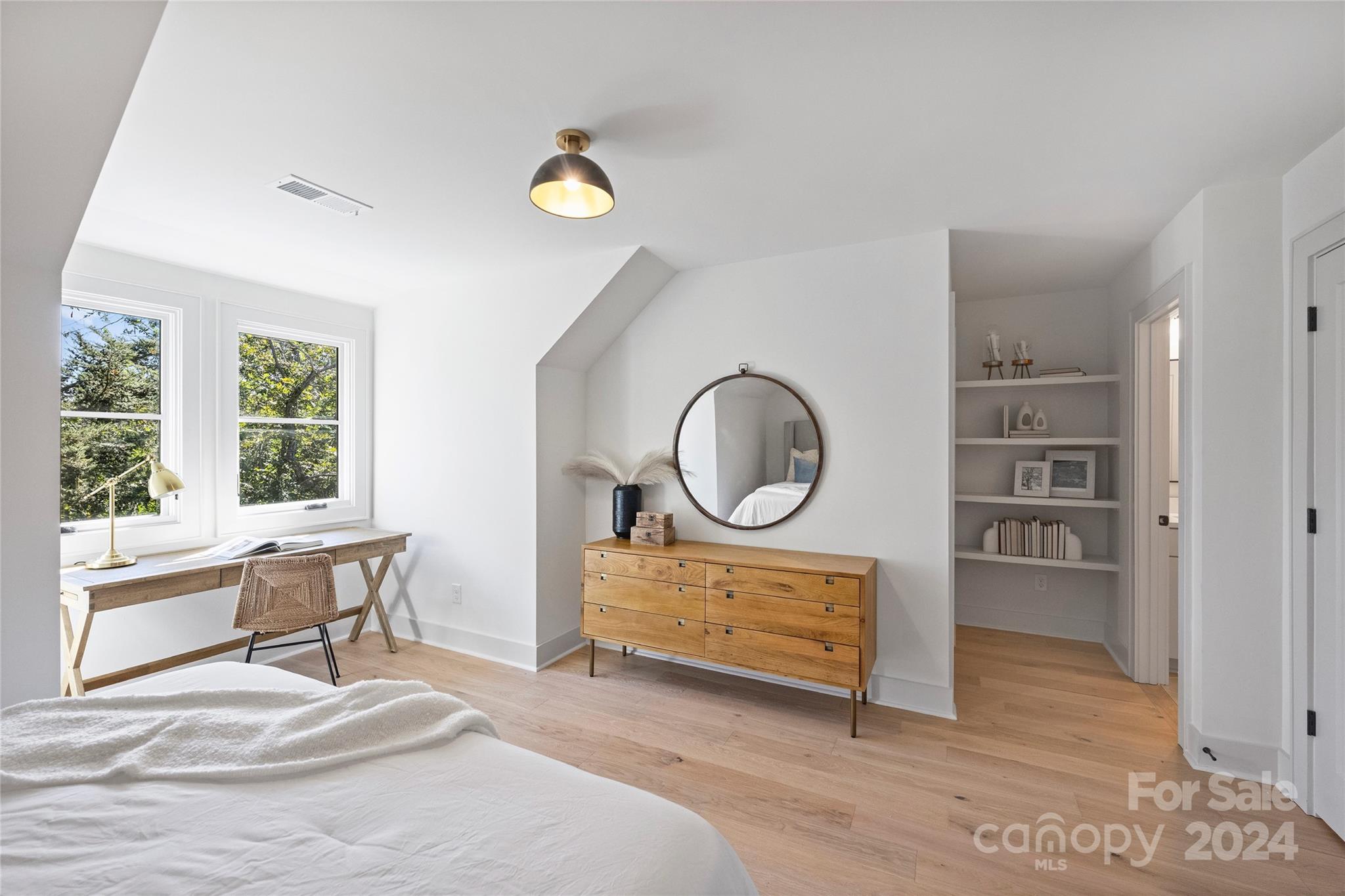2019 Thurmond Place Charlotte NC 28205