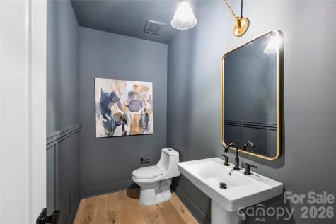 2019 Thurmond Place Charlotte NC 28205