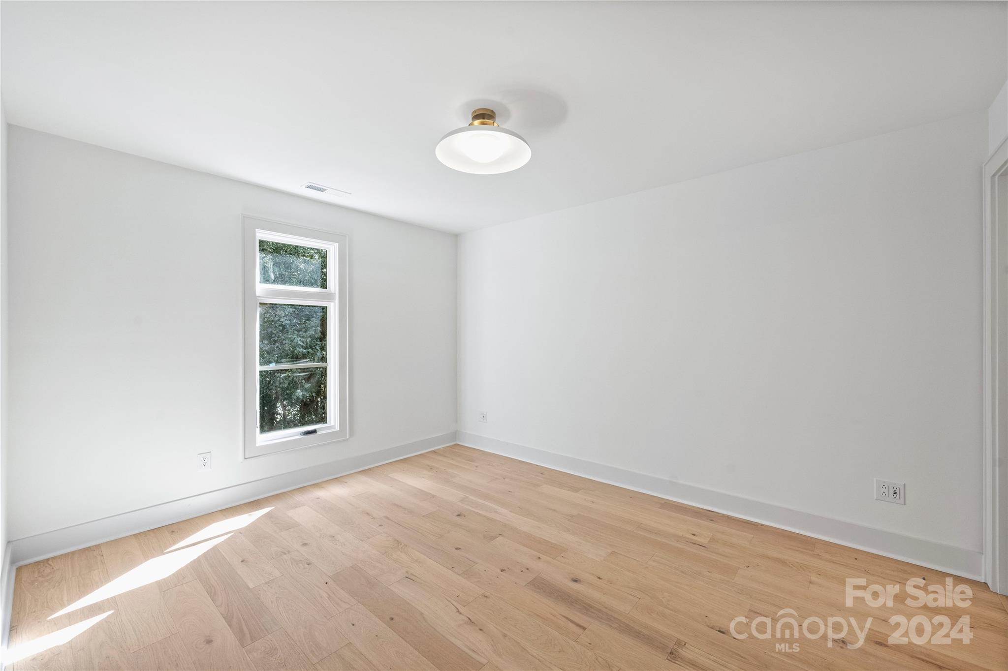 2019 Thurmond Place Charlotte NC 28205