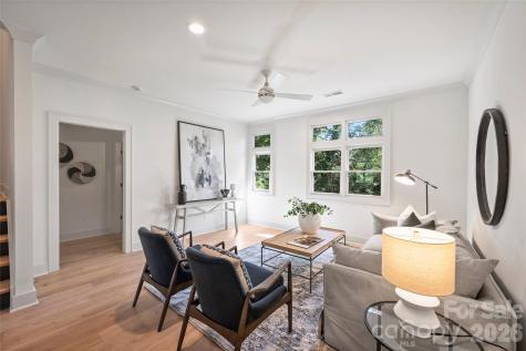 2019 Thurmond Place Charlotte NC 28205