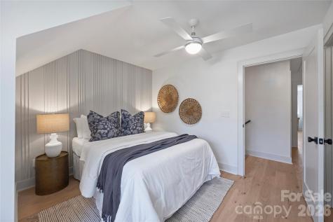 2019 Thurmond Place Charlotte NC 28205