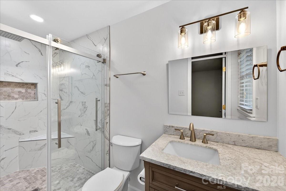 6018 Donegal Drive Charlotte NC 28212