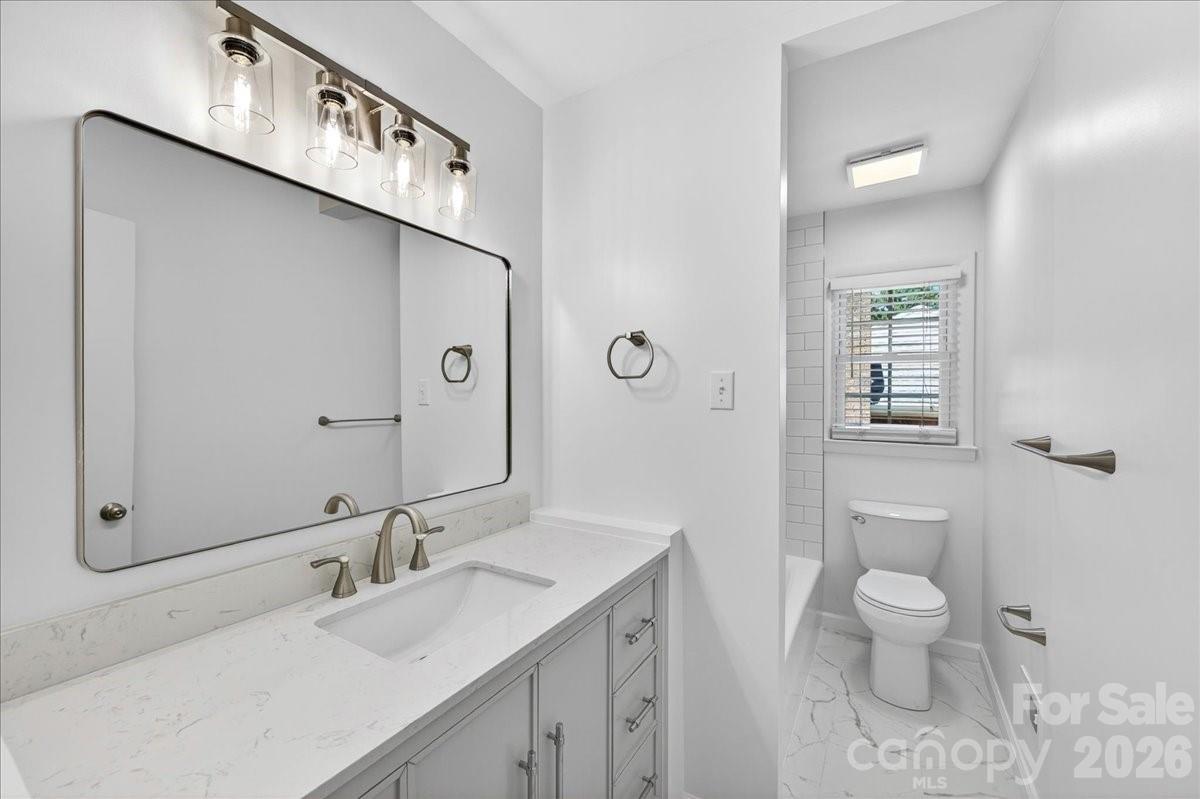 6018 Donegal Drive Charlotte NC 28212