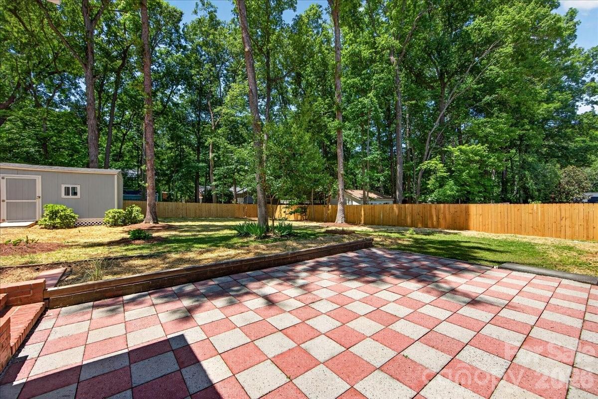 6018 Donegal Drive Charlotte NC 28212