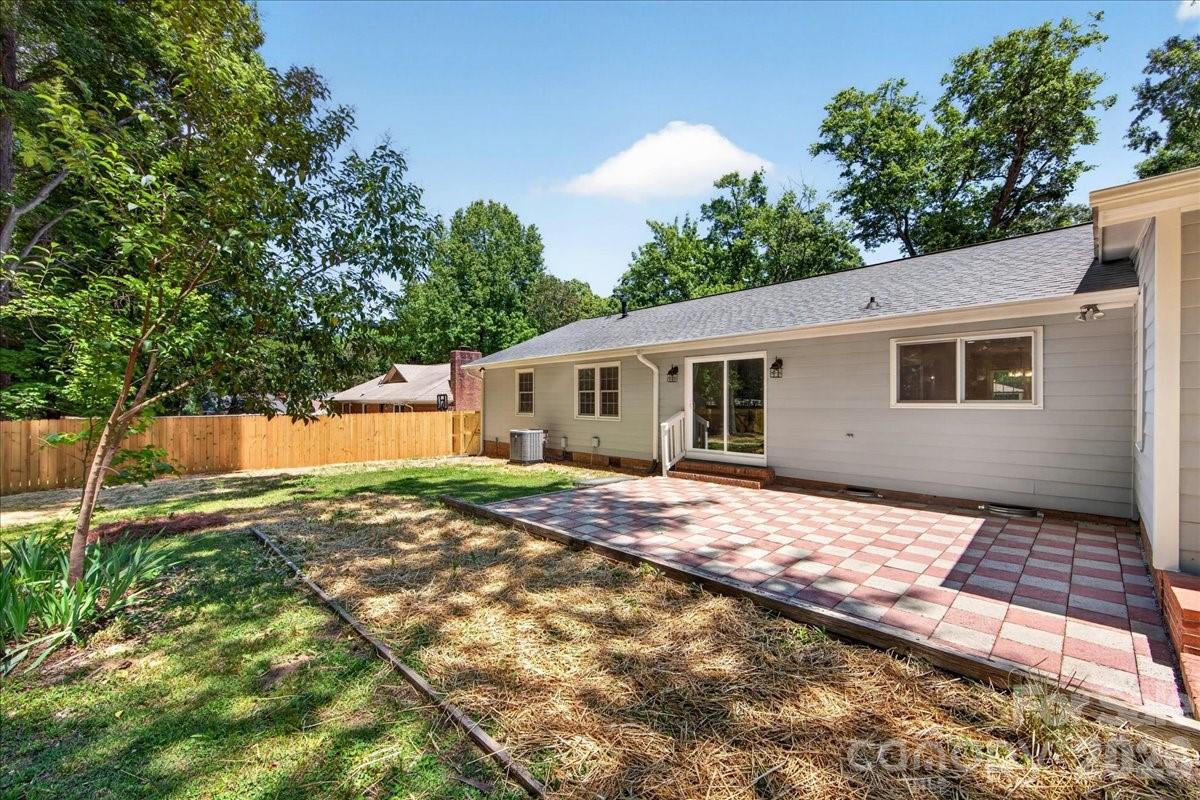 6018 Donegal Drive Charlotte NC 28212