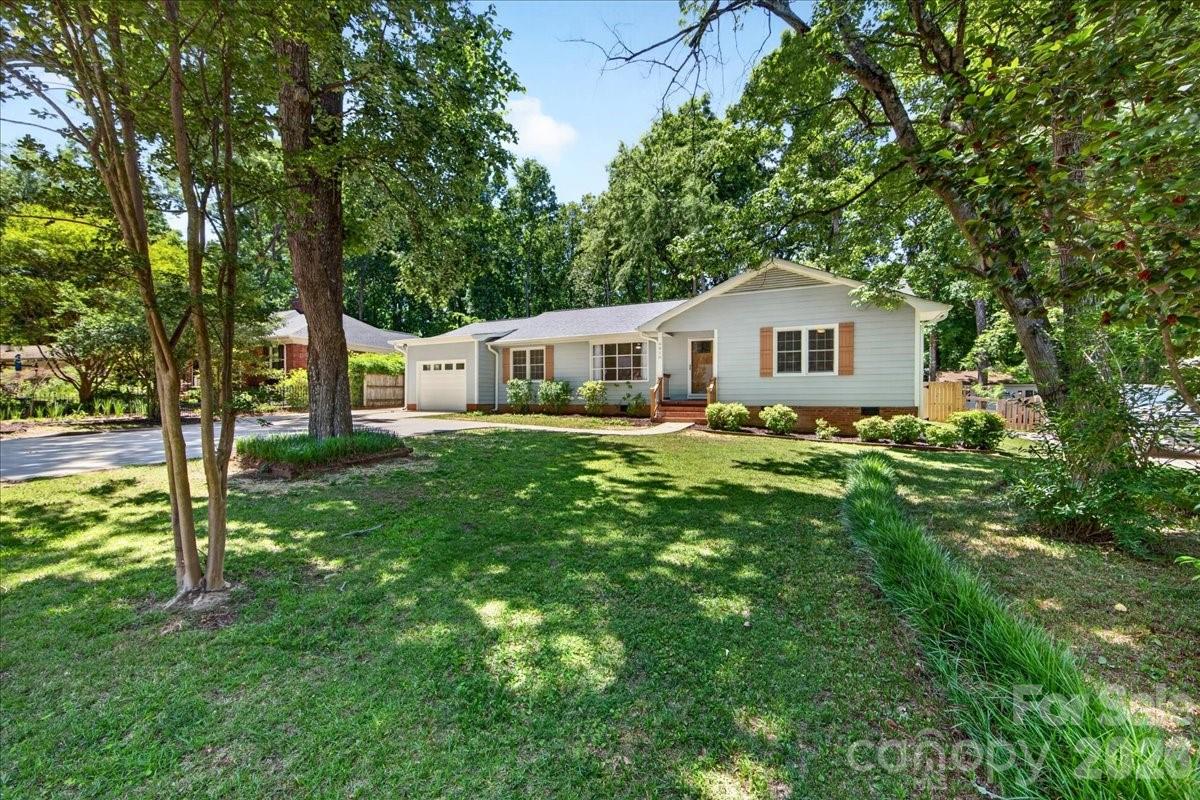 6018 Donegal Drive Charlotte NC 28212
