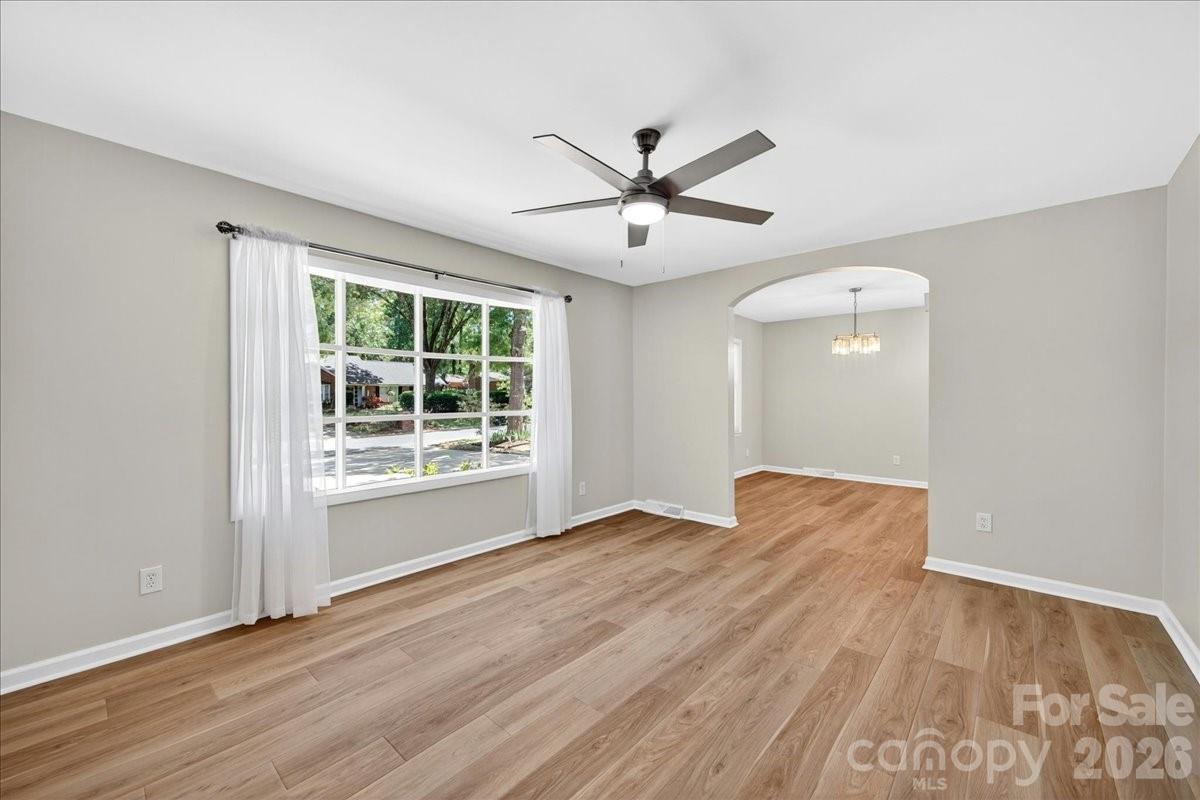 6018 Donegal Drive Charlotte NC 28212