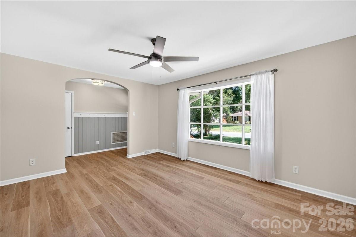 6018 Donegal Drive Charlotte NC 28212