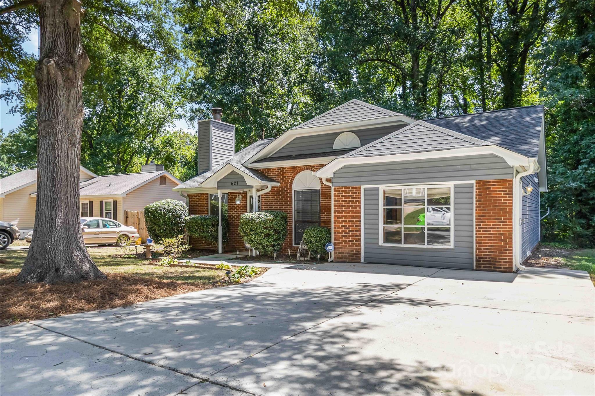 621 Pennwood Lane Charlotte NC 28215