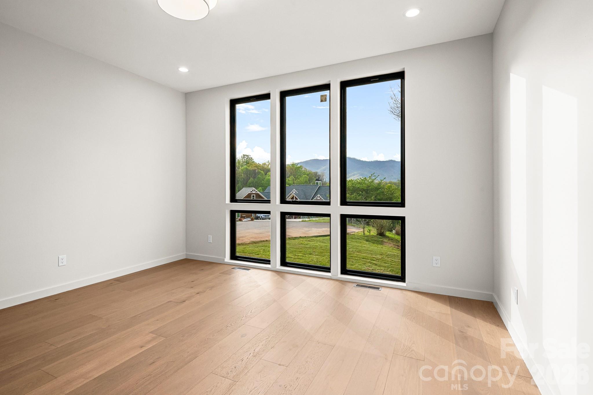 28 Lauren Lane Candler NC 28715