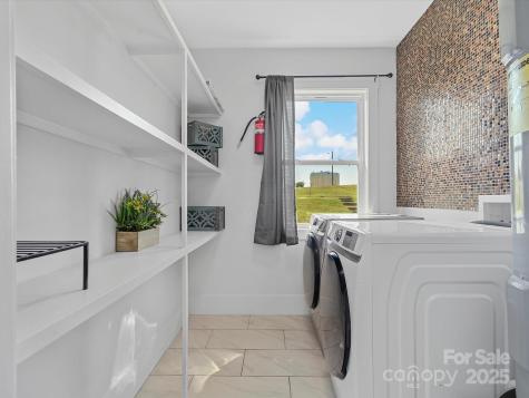 2633 Old North Sharon Amity Road Charlotte NC 28205