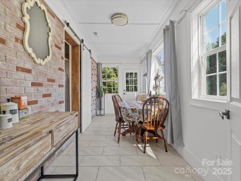 2633 Old North Sharon Amity Road Charlotte NC 28205