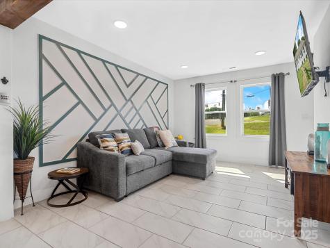 2633 Old North Sharon Amity Road Charlotte NC 28205