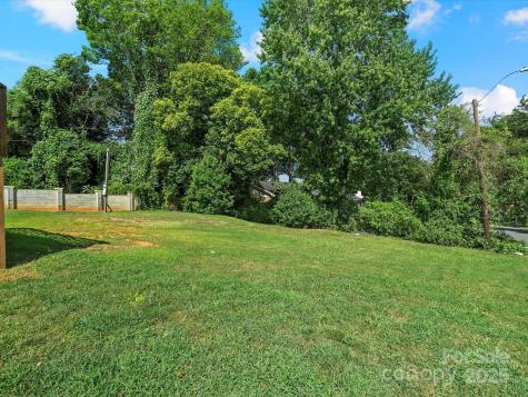 2633 Old North Sharon Amity Road Charlotte NC 28205