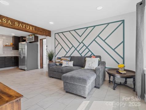 2633 Old North Sharon Amity Road Charlotte NC 28205