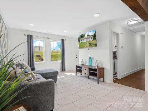 2633 Old North Sharon Amity Road Charlotte NC 28205