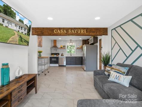 2633 Old North Sharon Amity Road Charlotte NC 28205