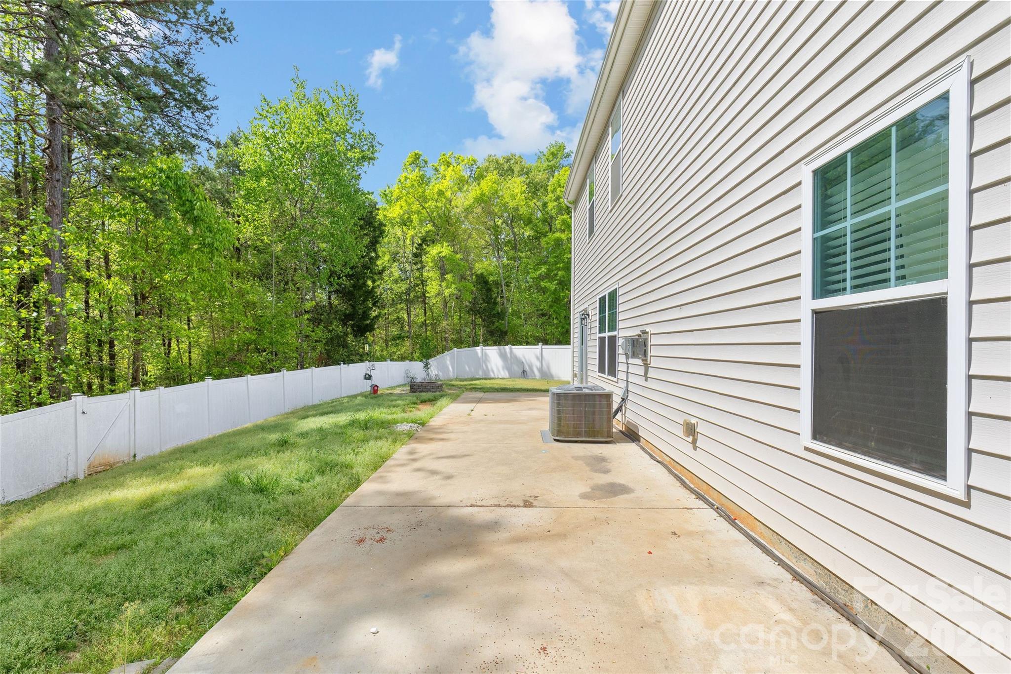 5904 Ellimar Field Lane Charlotte NC 28215
