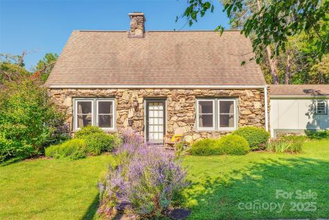 6 Craggy Circle Asheville NC 28803