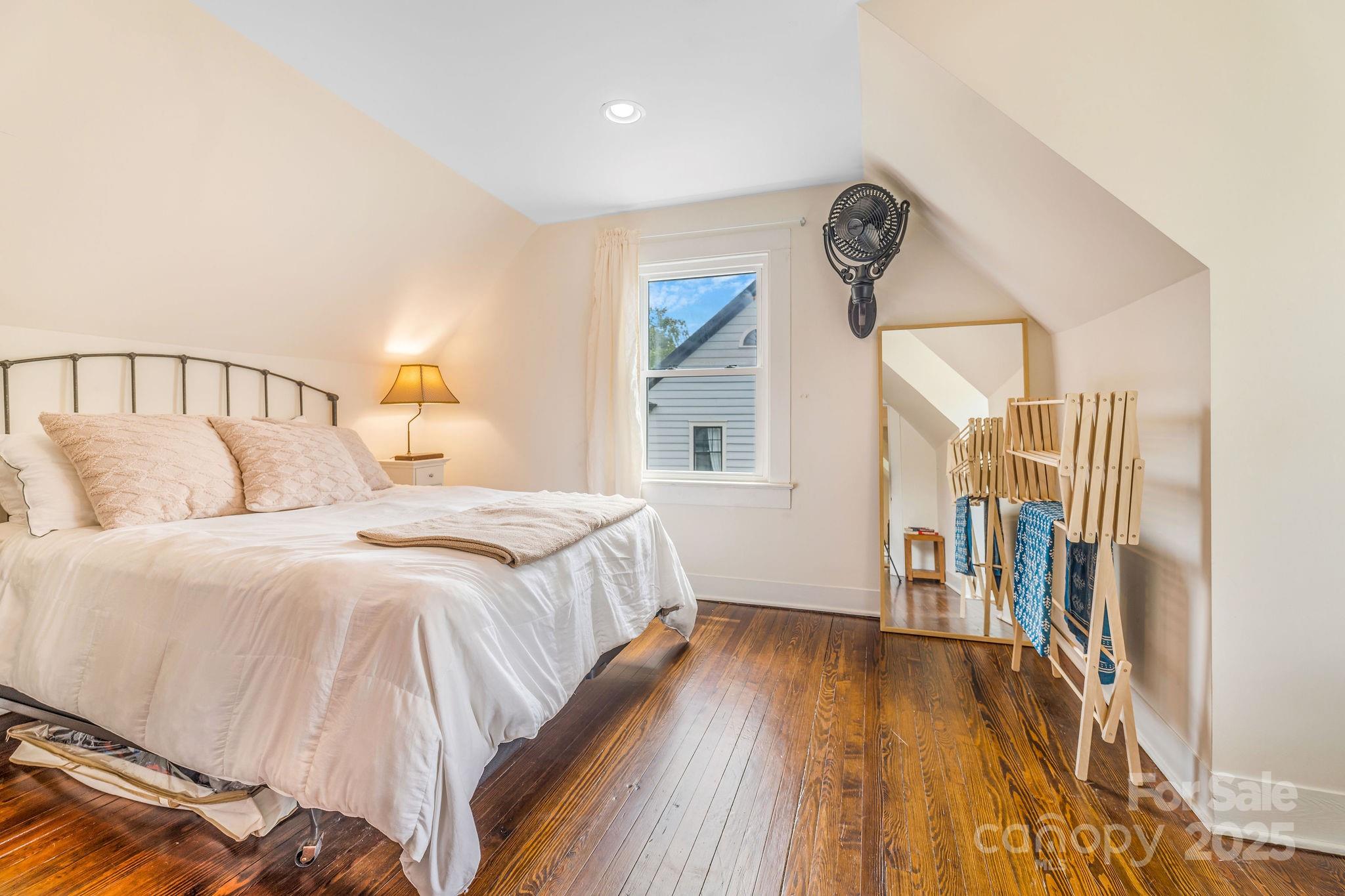 6 Craggy Circle Asheville NC 28803