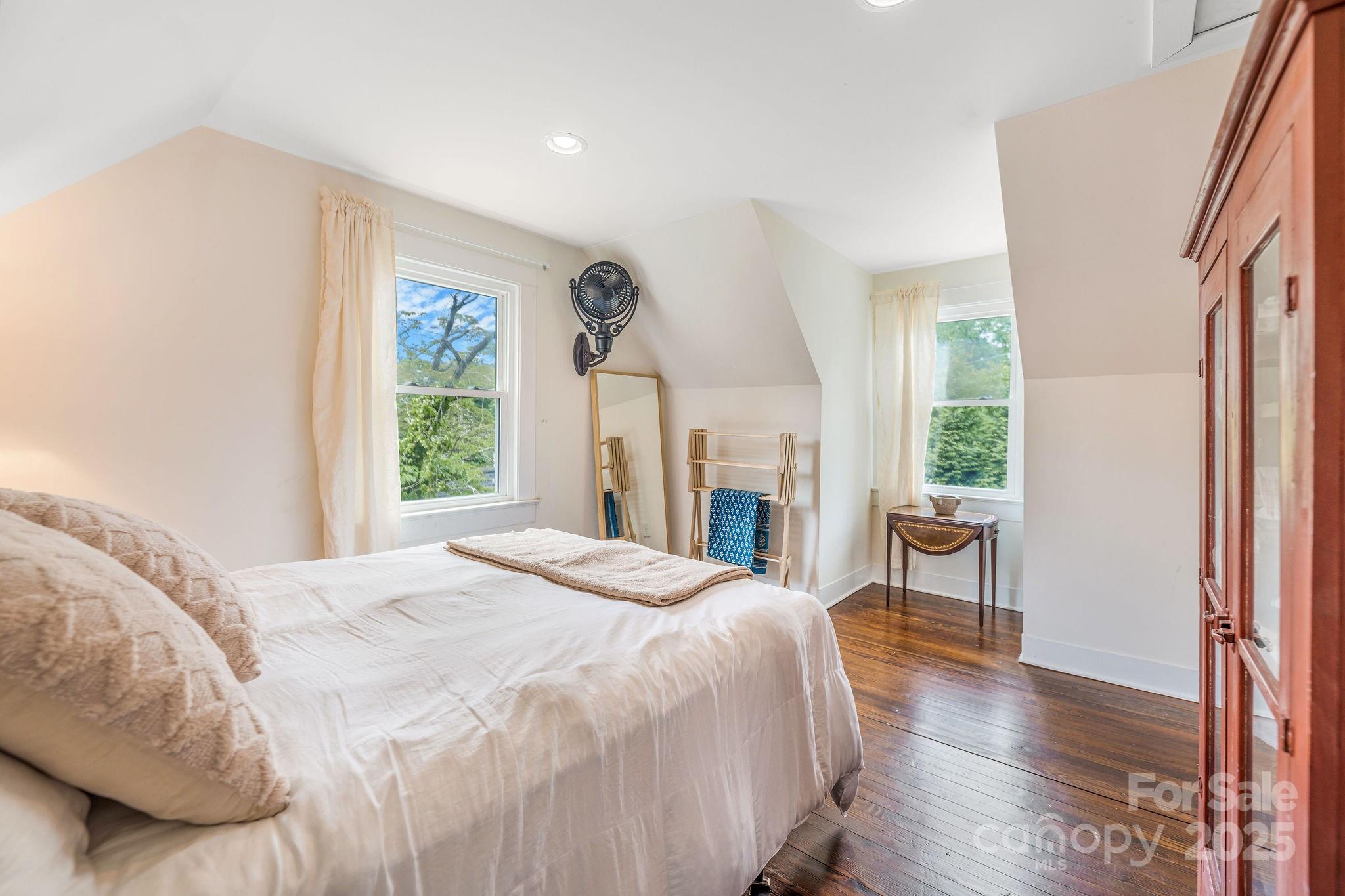 6 Craggy Circle Asheville NC 28803