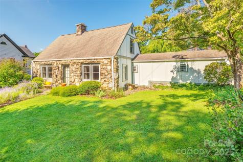 6 Craggy Circle Asheville NC 28803