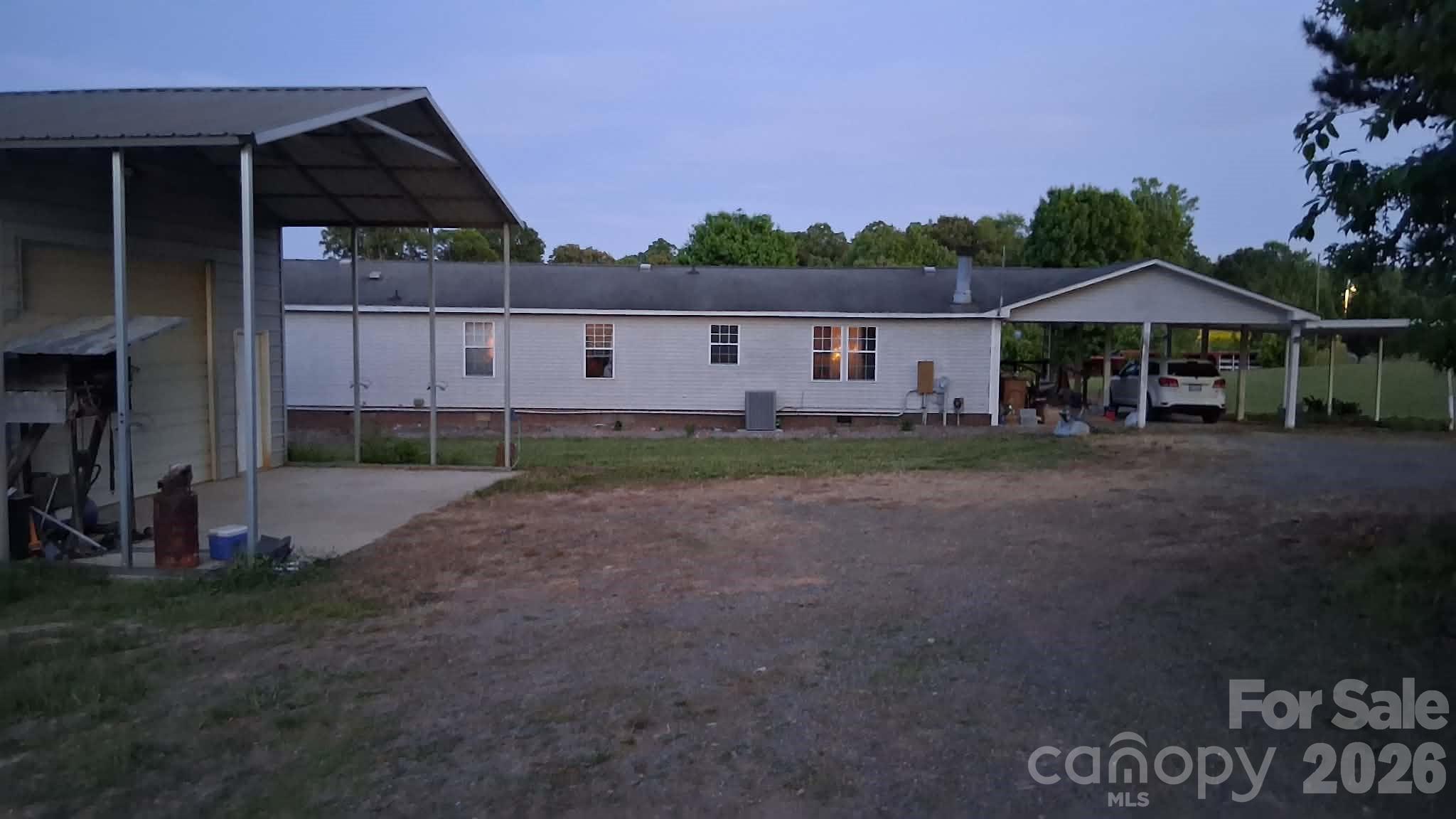 32049 Kendalls Church Road New London NC 28127