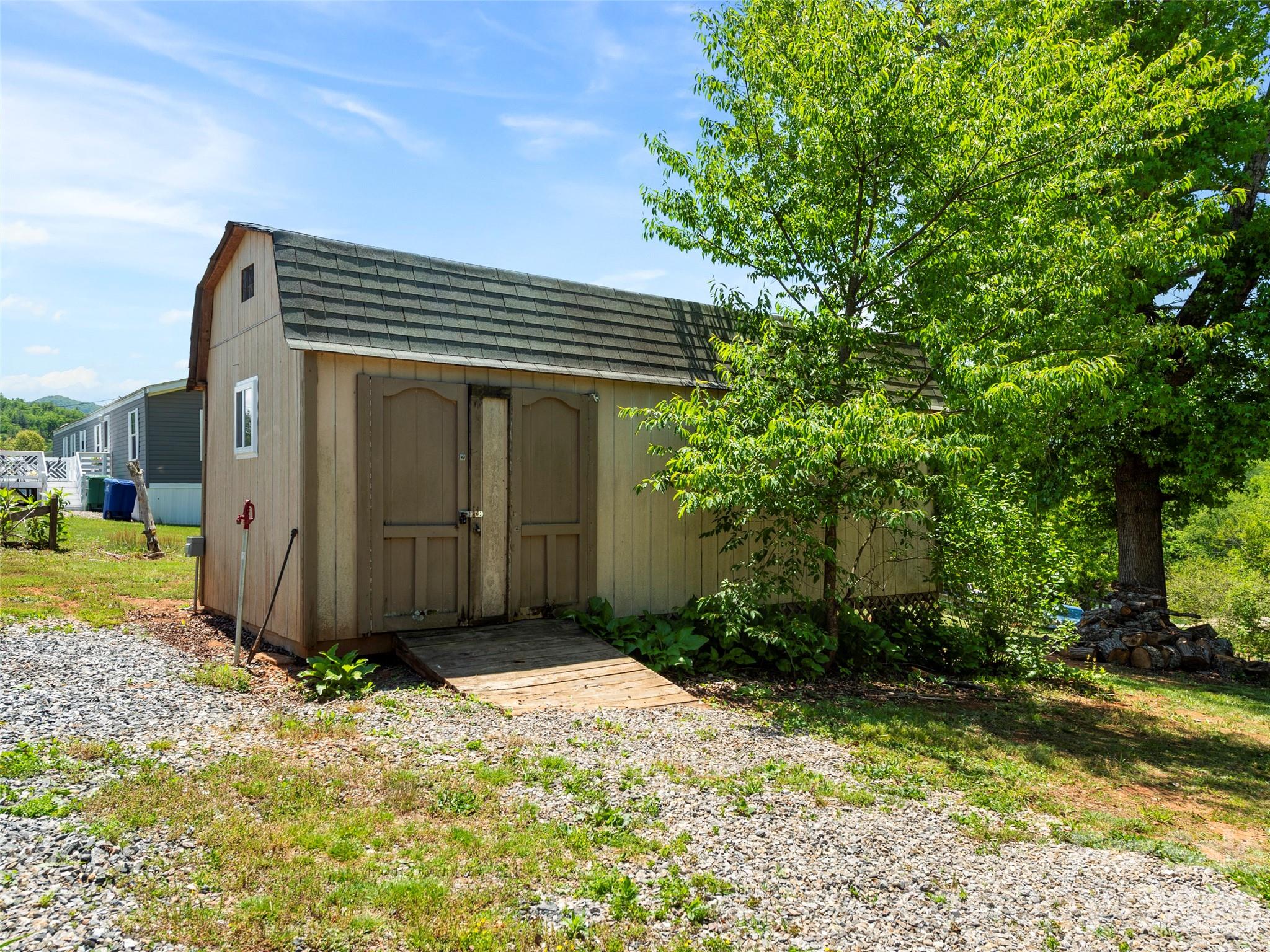 32 Noland Hills Drive Leicester NC 28748
