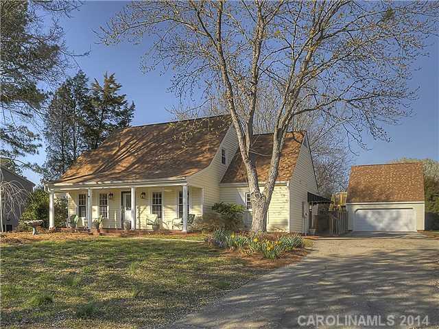 5212 Macandrew Drive Charlotte NC 28226
