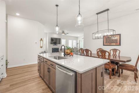 1338 Encore Lane Waxhaw NC 28173