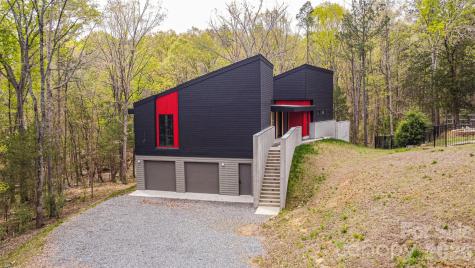 386 Squirrel Lane Clover SC 29710